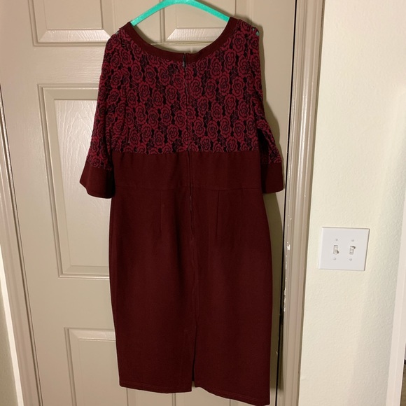 Embroidered Tatyana dress - Picture 3 of 6